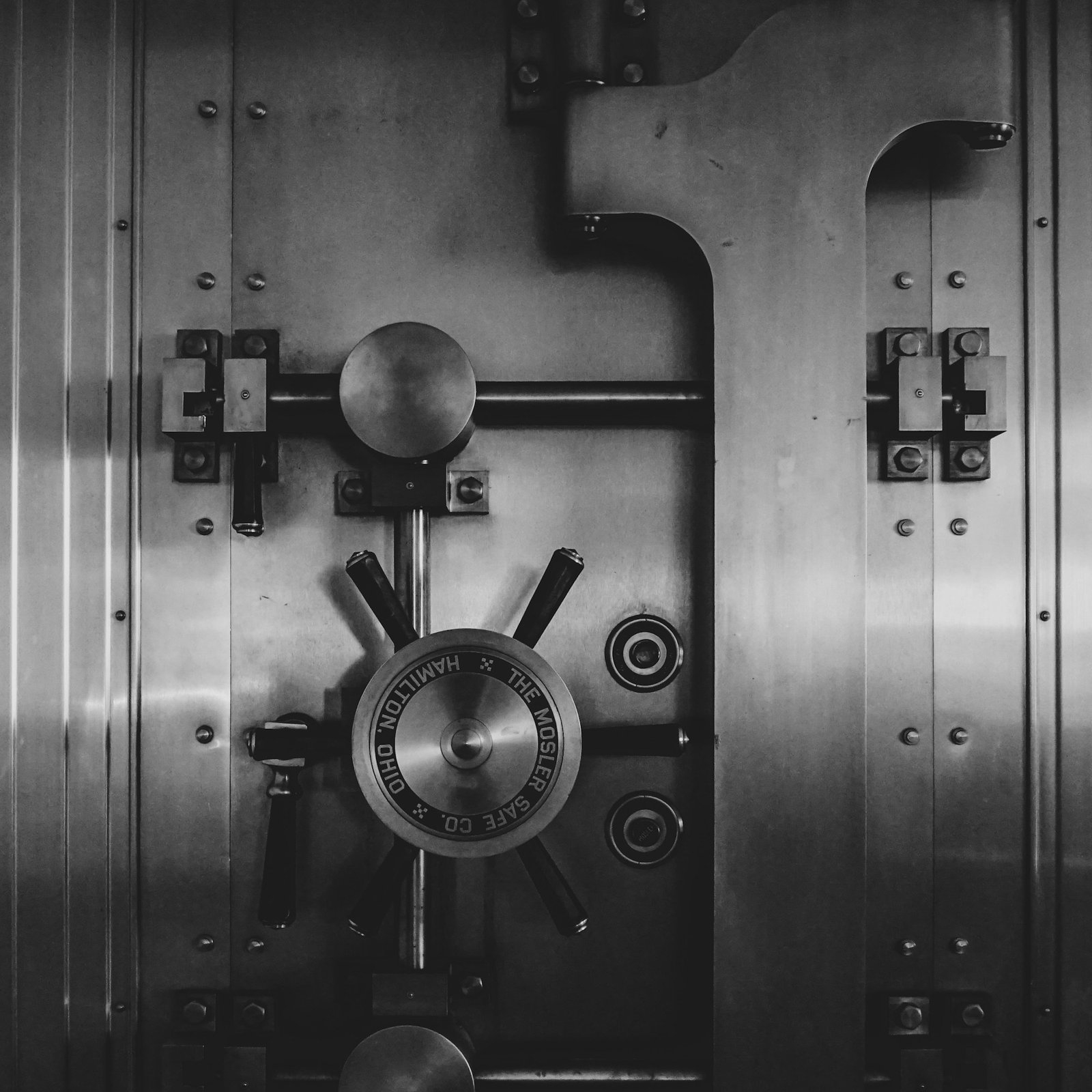 Heavy vault door locking mechanism — professional security craftsmanship